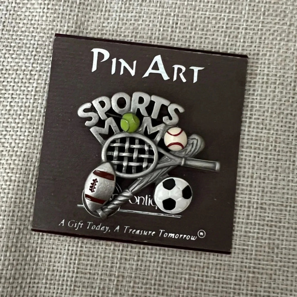 Pin Art Silver Sports Mom Mothers Day Holiday Mother Christmas Gift NEW - Picture 1 of 3